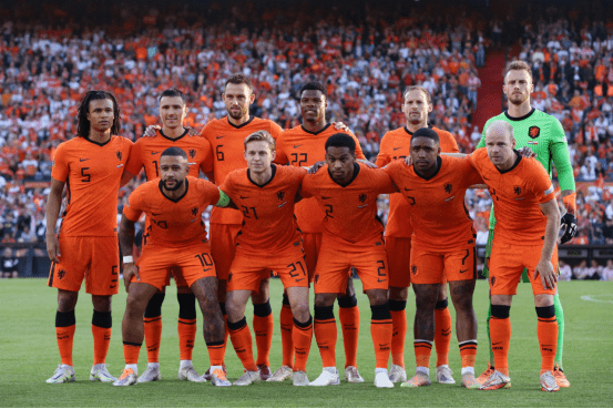 惊魂之夜,哈登独木难,小卡,千亿球友会平台,千亿球友会官方网站,千亿球友会登录入口,千亿球友会app下载