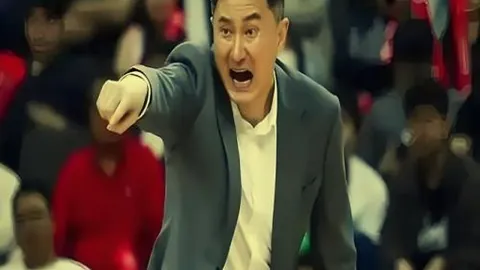 迈拉德在高山滑雪世锦赛男子回转赛中夺金